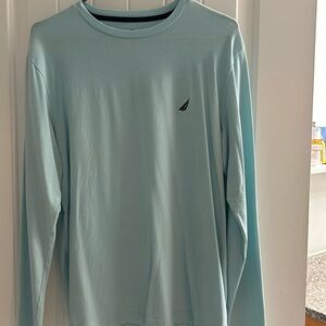 Nautica men’s medium long sleeve performance tee